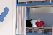 letto a castello semplice attrezzato